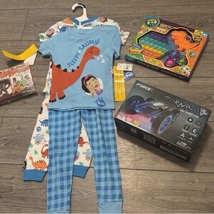 BOYS BUNDLE NWT